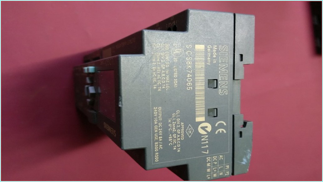 SIEMENS 6ED1 052-1HB00-0BA4 6ED1052-1HB00-0BA4 SIEMENS LOGO 24RC PLC