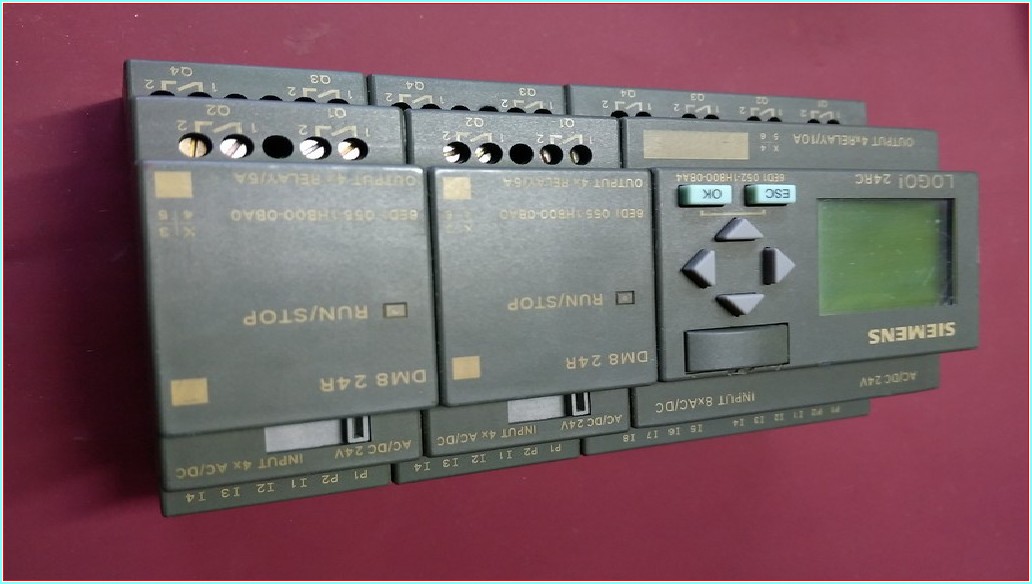 SIEMENS 6ED1 052-1HB00-0BA4 SIEMENS LOGO 24RC PLC