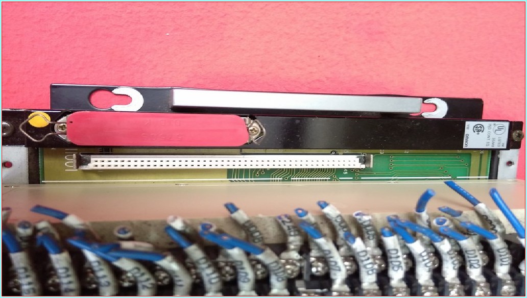 OMRON C500-PS221 3G2A5-PS221 E GÜÇ ÜNİTESİ PLC TAM TAKIM