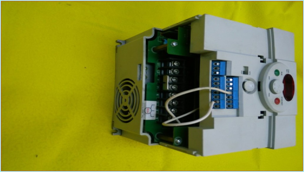 LS SV015İC5-1 1,5KW 8A SÜRÜCÜ