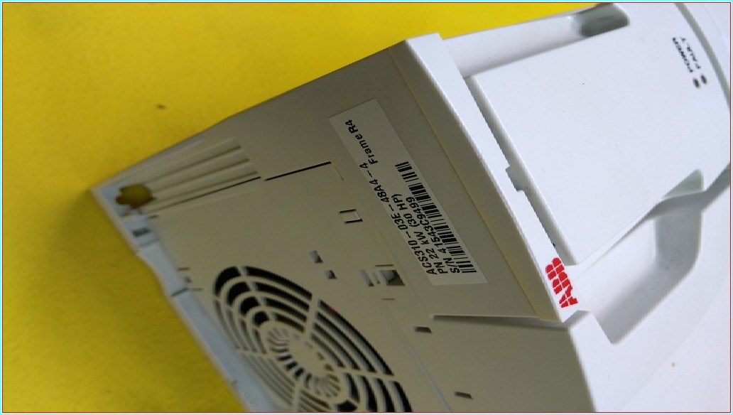 ABB ACS310-03E-48A4-4 22KW 48,4A SIFIR KUTUSUZ SÜRÜCÜ ACS310 22KW