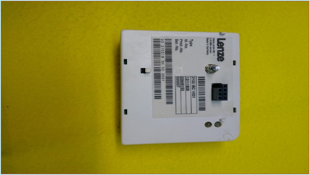LENZE E82EV302-4C000 E82EV-4C E82EV302-4C E82EV302-4B040 8200 VECTOR 3KW SIFIR SÜRÜCÜ