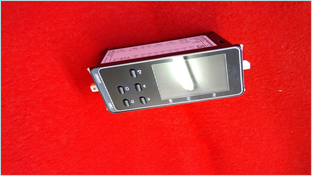 OMRON E5EC-RR2ASM-836 ISI KONTROL CİHAZI
