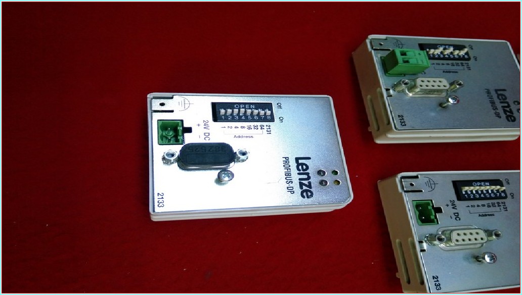LENZE EMF2133IB İLETİŞİM MODÜLÜ KEYPAD