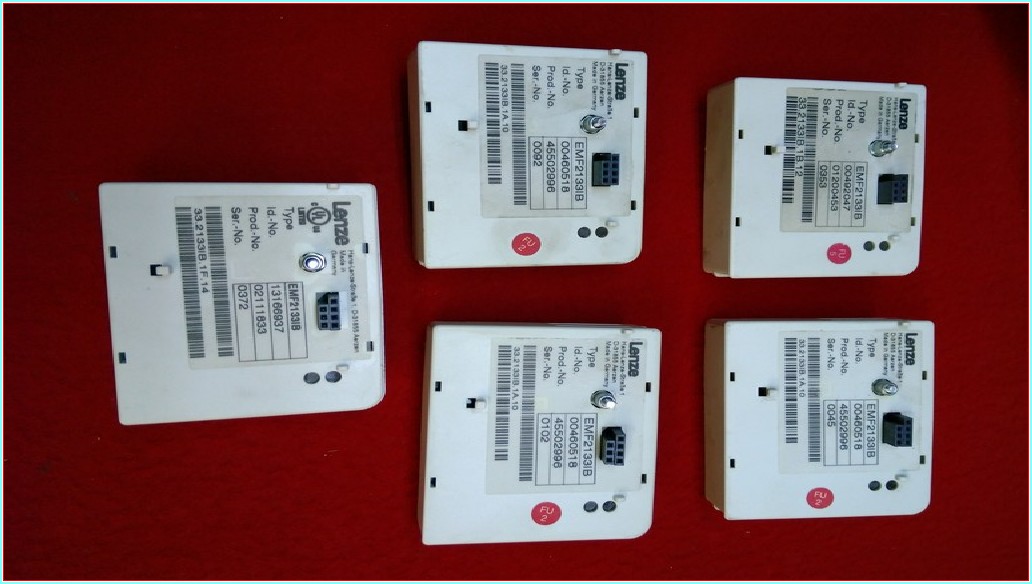 LENZE EMF2133IB İLETİŞİM MODÜLÜ KEYPAD