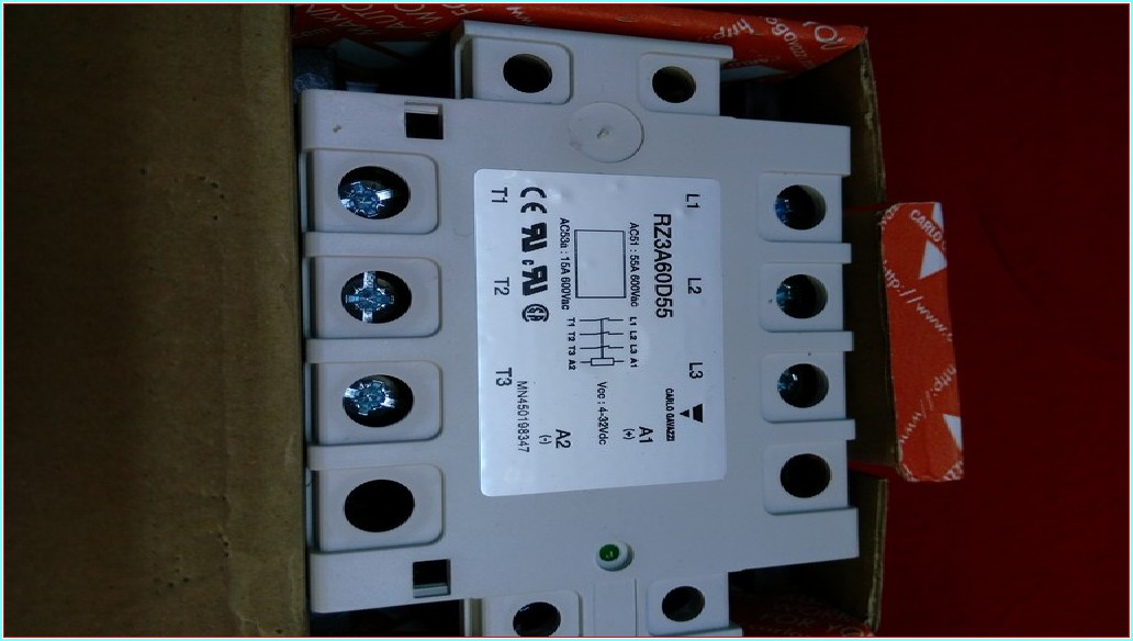 CARLO GAVAZZI RZ3A60D55 55A SIFIR KUTULU KATI HAL RÖLESİ