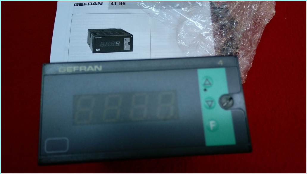 GEFRAN 4T-96-4-00-1 (F000172) SIFIR KUTULU ISI KONTROL CİHAZI