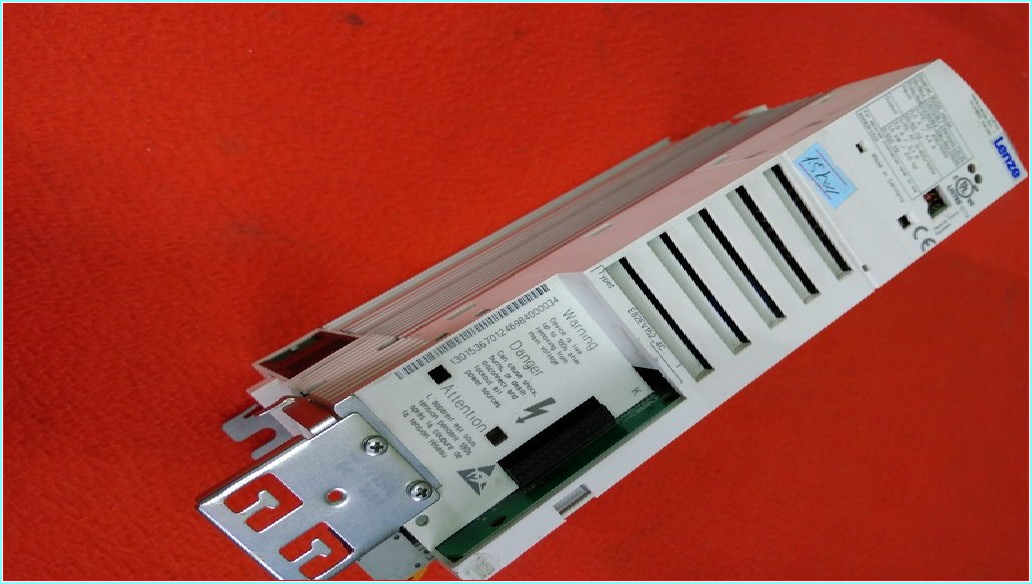 LENZE E82EV152_4C 13142439 E82EV152_4C000 E82EV152-4C E82EV152-4C000