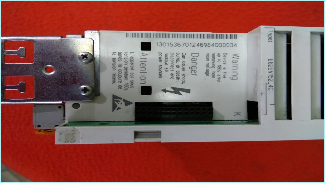 LENZE E82EV152_4C 13142439 E82EV152_4C000 E82EV152-4C E82EV152-4C000