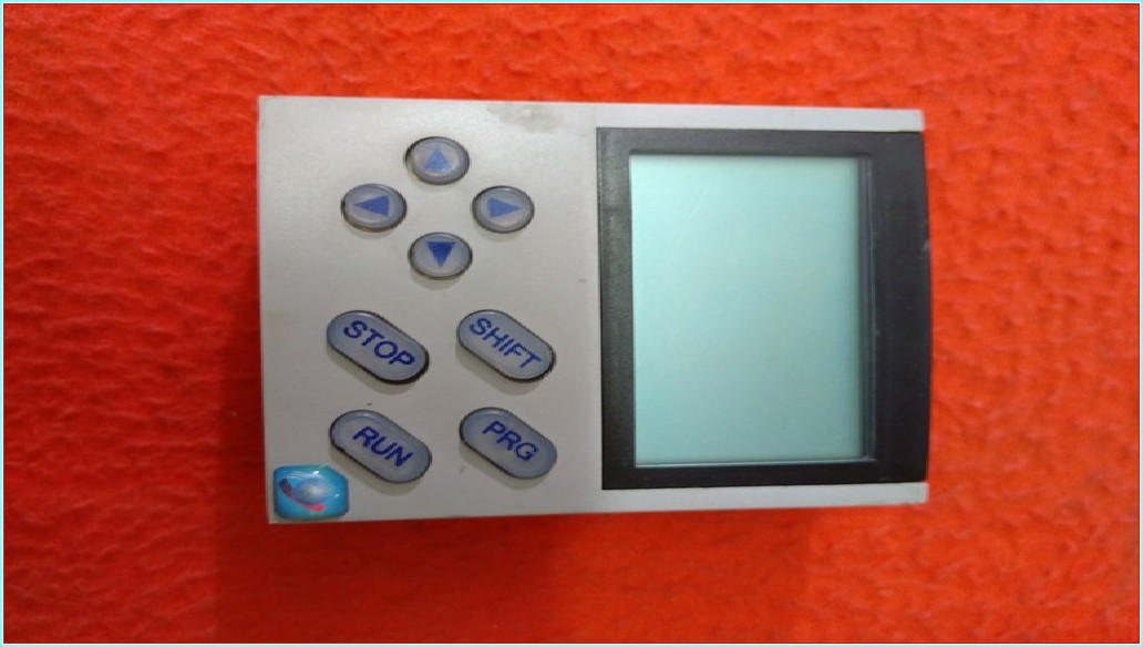 LENZE EMZ9371BC TUŞ TAKIMI İŞLETİM PANELİ KEYPAD