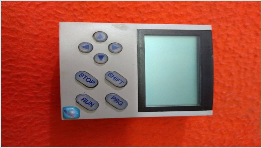 LENZE EMZ9371BB TUŞ TAKIMI İŞLETİM PANELİ KEYPAD