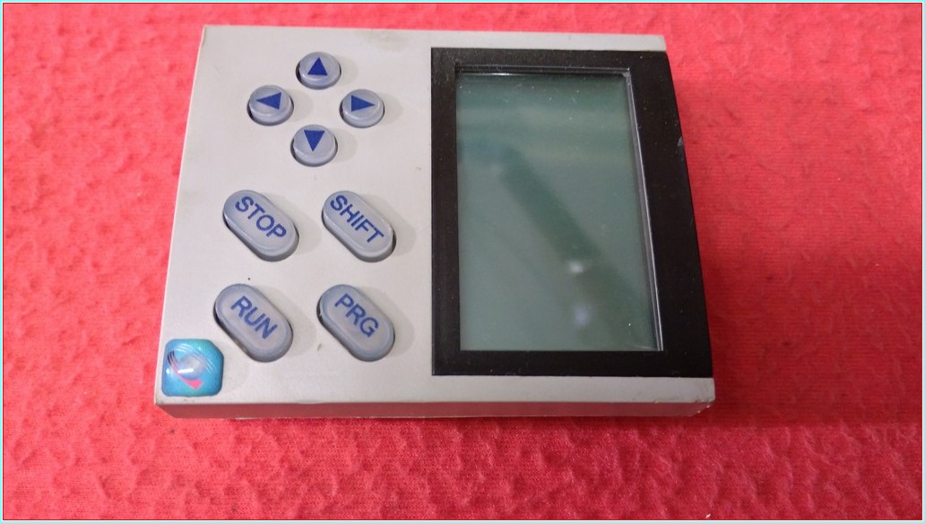 LENZE EMZ9371BC TUŞ TAKIMI İŞLETİM PANELİ KEYPAD