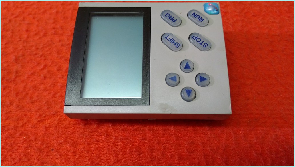 LENZE EMZ9371BC TUŞ TAKIMI İŞLETİM PANELİ KEYPAD