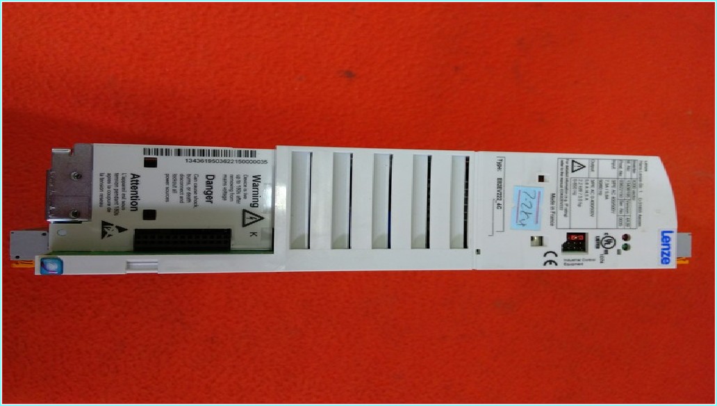 LENZE E82EV222-4C E82EV222-4B 8200 2,2KW 3HP  INPUT 380 SIFIR  SÜRÜCÜ