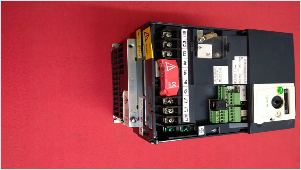 SCHNEİDER ATV312HU75N4 7,5KW 17A SÜRÜCÜ