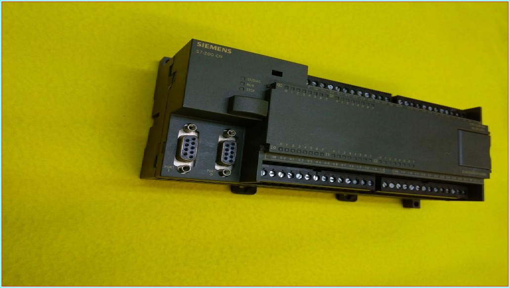 SIEMENS 6ES7 216-2AD23-0XB8 CPU 226 CN SIFIR PLC
