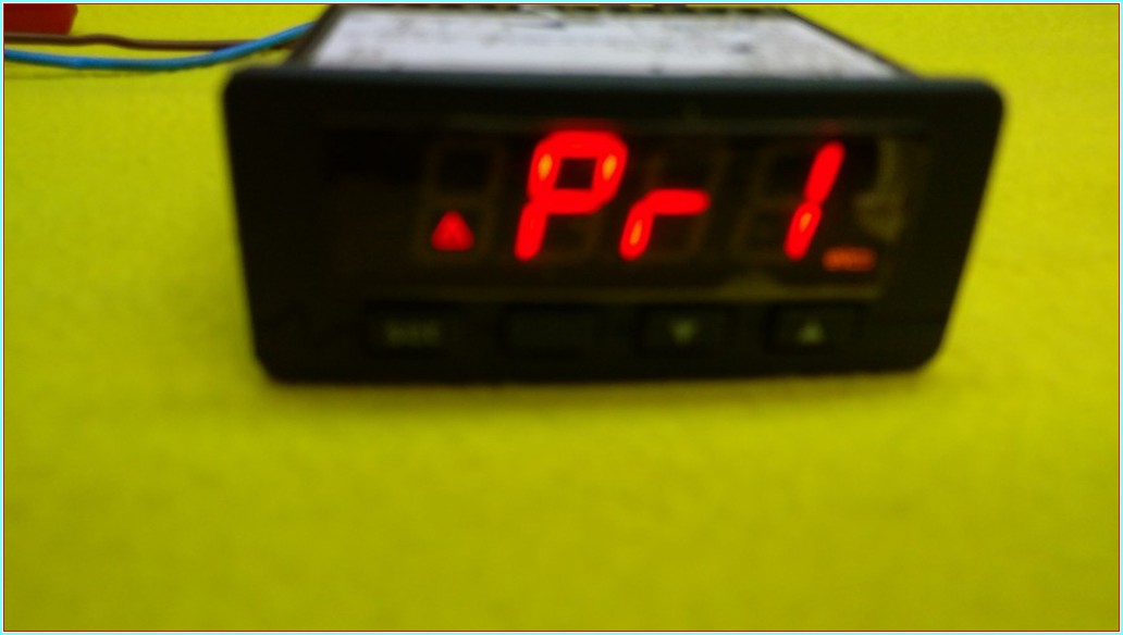 EVCO EVK041N7VC ISI KONTROL CİHAZI (TERMOSTAT)