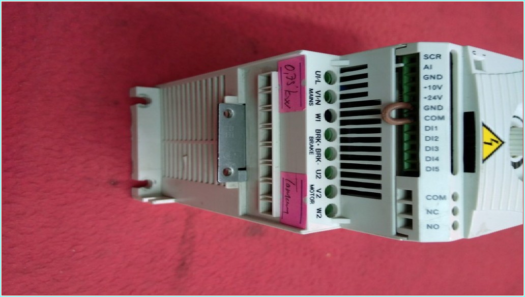 ABB ACS150-01E-04A7-2 0,75KW 4,7A SIFIR KUTULU SÜRÜCÜ 0,75 KW INVERTER DRIVER