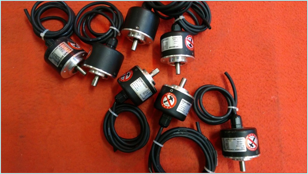 ROTARY ENC-1-1-T24 12-24VDC LOT NO ND17 250PPR SIFIR ENCODER