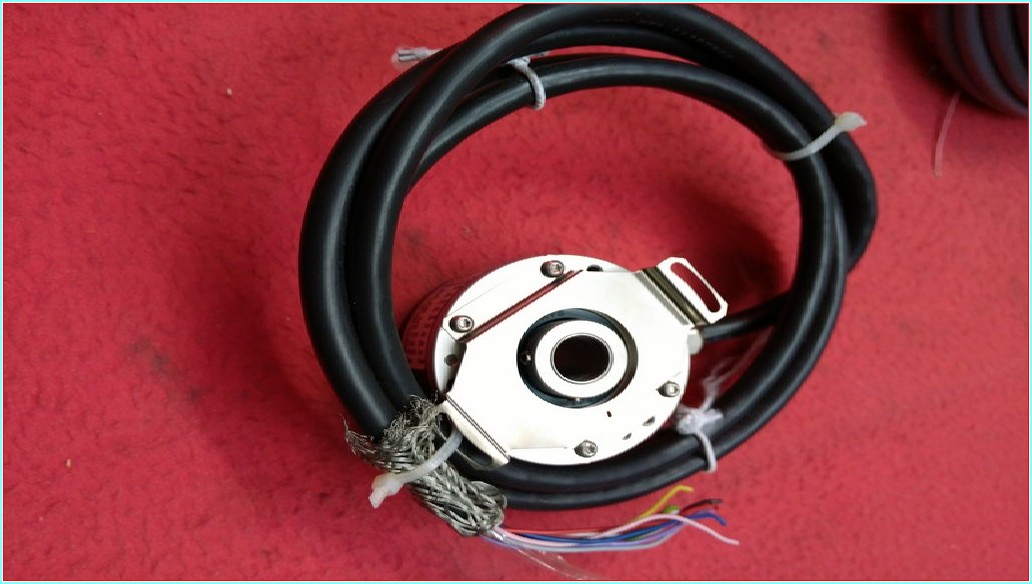LEINE LINDE RHI 593 PPR1024 5VDC SIFIR ENCODER