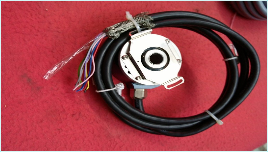 LEINE LINDE RHI 593 PPR1024 5VDC SIFIR ENCODER