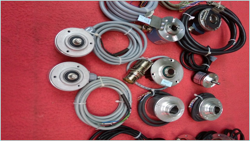 FENAC FNC 50B 8630V10-R2 5-30VDC PPR10 SIFIR ENCODER