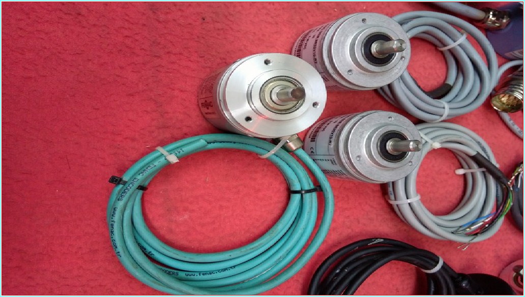 FENAC FNC 50B 8630V10-R2 5-30VDC PPR10 SIFIR ENCODER