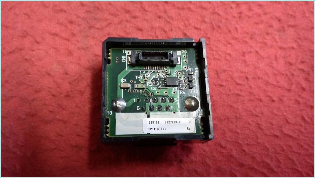 OMRON CP1W-CIF01 PLC HABERLEŞME MODÜLÜ