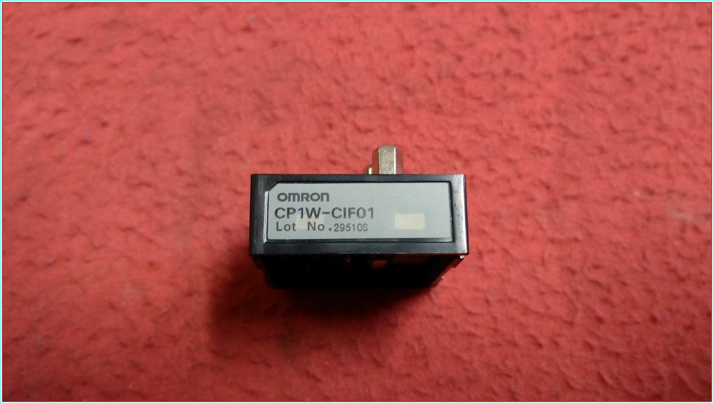 OMRON CP1W-CIF01 PLC HABERLEŞME MODÜLÜ