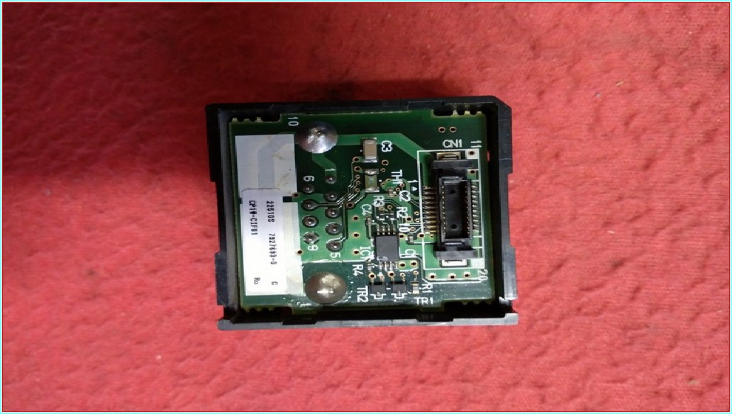 OMRON CP1W-CIF01 PLC HABERLEŞME MODÜLÜ