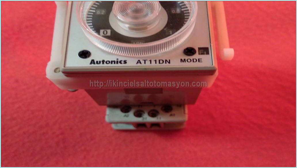 AUTONİCS AT11DN ÇOK İŞLEVLİ ANALOG ZAMANLAYICI