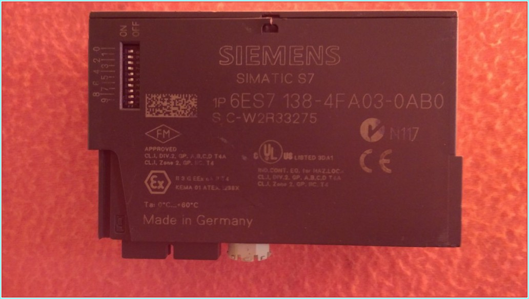 SIEMENS 6ES7 138-4FA03-0AB0 6ES7138-4FA03-0AB0 PROFISAFE MODÜL
