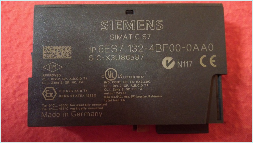 SIEMENS 6ES7 132-4BF00-0AA0 6ES7132-4BF00-0AA0 DİJİTAL ÇIKIŞ MODÜLÜ