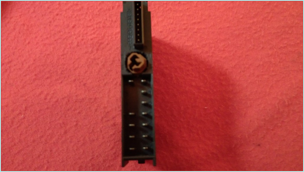 SIEMENS 6ES7 132-4BF00-0AA0 6ES7132-4BF00-0AA0 DİJİTAL ÇIKIŞ MODÜLÜ