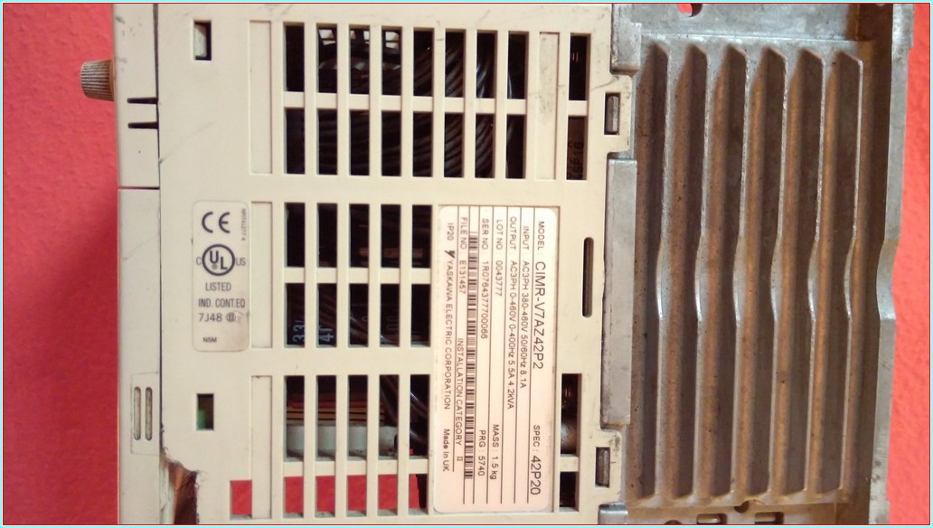 CIMR-V7AZ42P2 YASKAWA