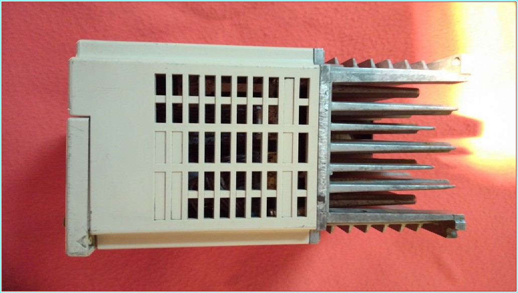CIMR-V7AZ42P2 YASKAWA