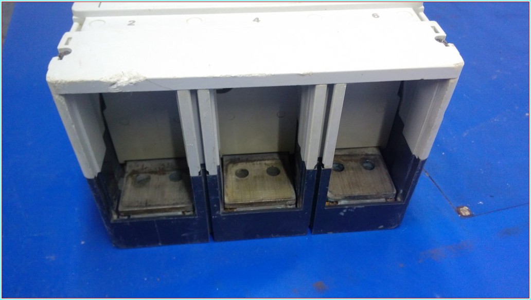 3VL8716-1AA30-0AA0 SIEMENS VL1600 1600A TMŞ