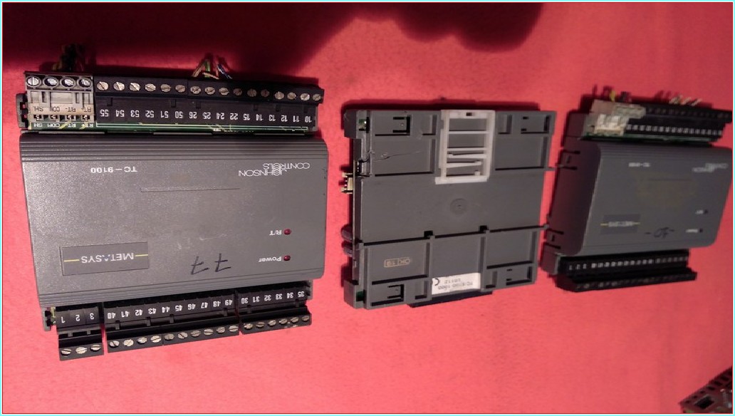 JOHNSON CONTROLS TC-9100-1000 ÜNİTE KONTROL BÖLGE DENETLEYİCİ