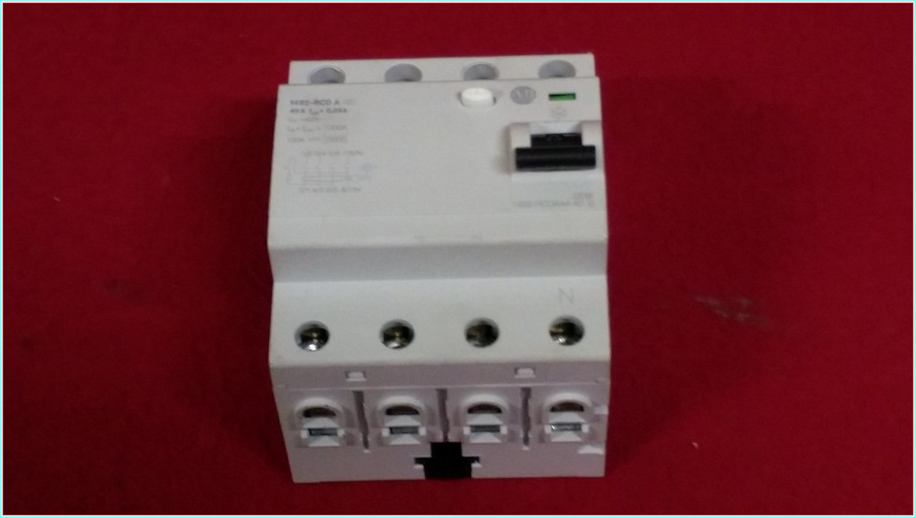 ALLEN BRADLEY 1492-RCDA 40A 0,03A KAÇAK AKIM YANGIN KORUMA