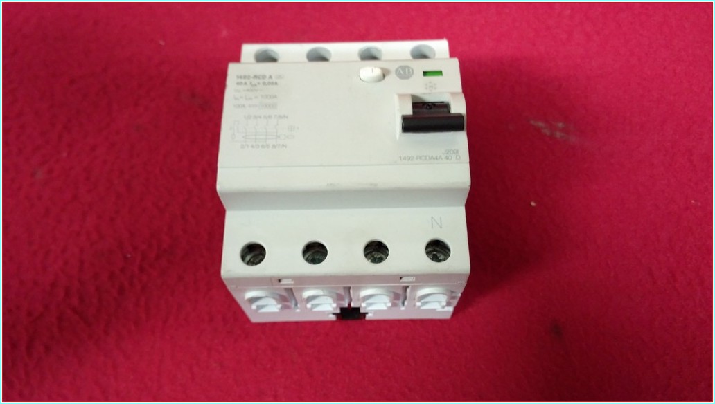 ALLEN BRADLEY 1492-RCDA 40A 0,03A KAÇAK AKIM YANGIN KORUMA