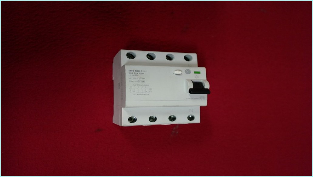 ALLEN BRADLEY 1492-RCDA 40A 0,03A KAÇAK AKIM YANGIN KORUMA