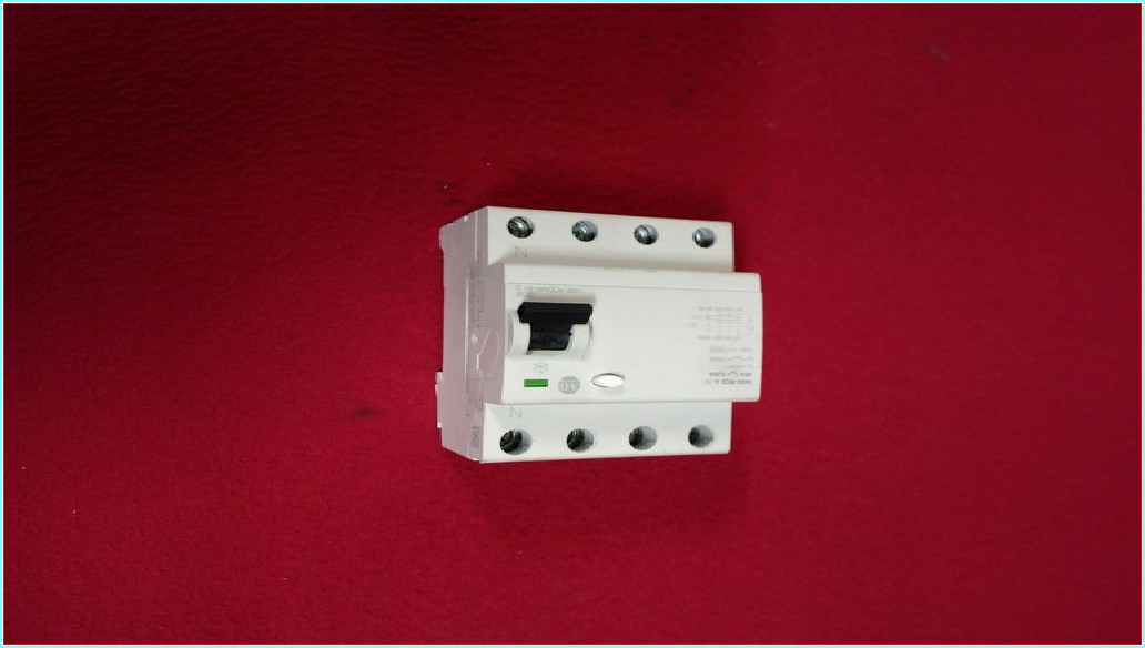 ALLEN BRADLEY 1492-RCDA 40A 0,03A KAÇAK AKIM YANGIN KORUMA