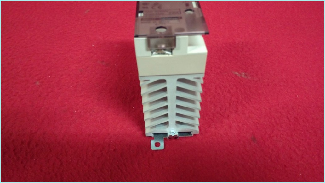 OMRON G3PE-245B AC100-240V 45A KATI HAL RÖLESİ SIFIR KUTUSUZ  SSR RÖLE