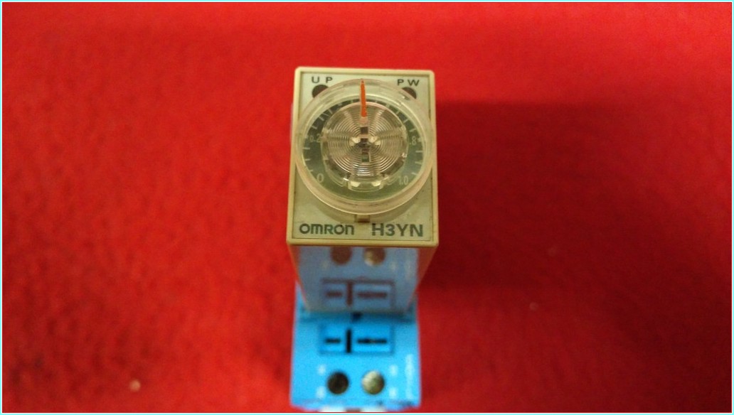 OMRON H3YN-2 24VDC 0,1S-10MİN 28X22X57 ÇOK FONKSİYONLU ZAMAN RÖLESİ