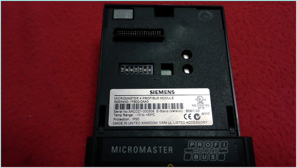 SIEMENS 6SE6400-1PB00-0AA0 1790L220A B02/1,03 MICROMASTER PROFIBUS İLETİŞİM MODÜLÜ