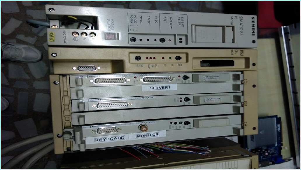 SIEMENS SIMATIC S5 115U CPU 943B KOMPLE TAKIM SET  SIEMENS SIMATIC S5 115U CPU 9438  SIEMENS SIMATIC 6ES5525-3UA21  SIEMENS SIMATIC 6ES5524-3UA13  SIEMENES SIMATIC 6ES5526-3LF01
