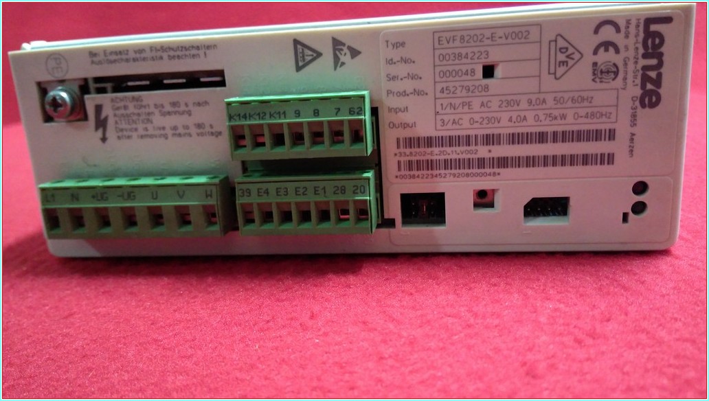 LENZE EVF8202-E-V002 0,75KW 4,0A SERVO SÜRÜCÜ INVERTER DRIVER HIZ KONTROL CİHAZI