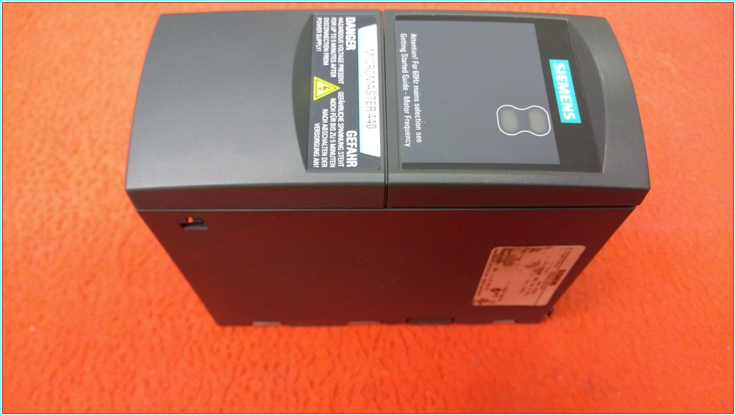 SIEMENS MICROMASTER 440 6SE6440-2UD21-5AA1 440 1,5KW SIFIR SÜRÜCÜ