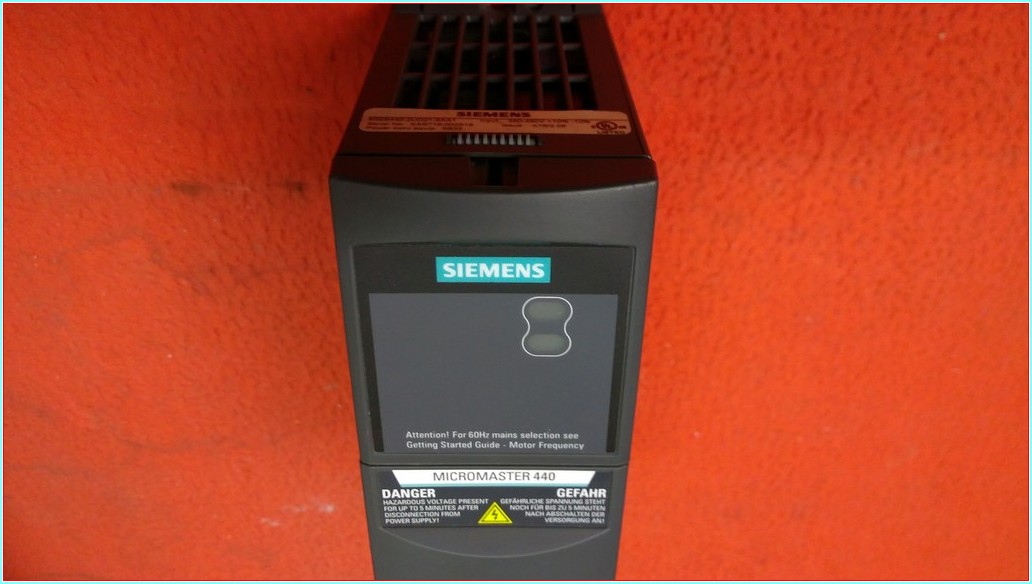 SIEMENS MICROMASTER 440 6SE6440-2UD21-5AA1 440 1,5KW SIFIR SÜRÜCÜ