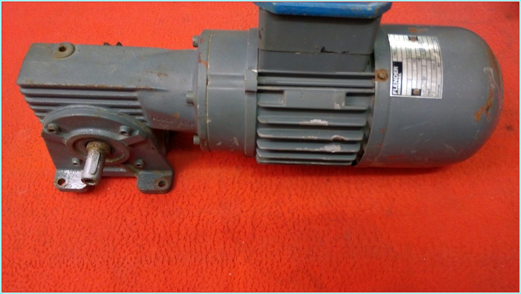 FLENDER HIMMEL S 05-G63 M6-L4 REDİKTÖRLÜ FRENLİ 0,1KW ASENKRON MOTOR